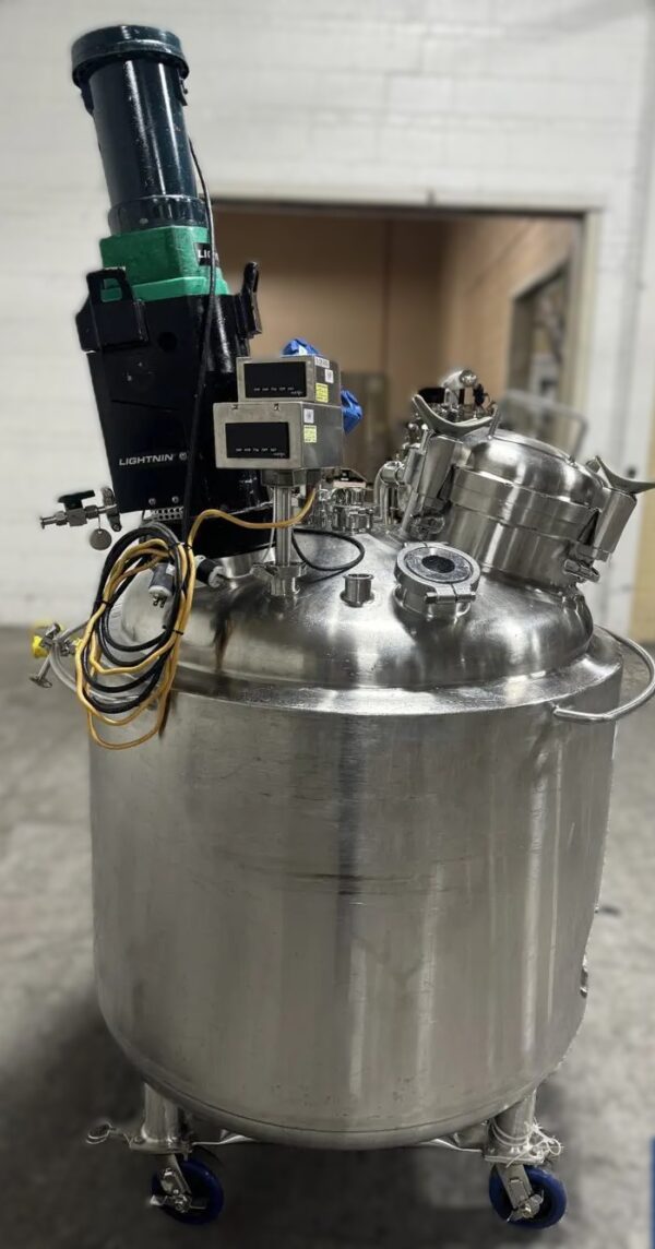 One Used 500 Liter Precision Stainless Reactor, 316 S/S, with Lightnin Mixer - Image 5